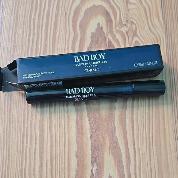Carolina Herrera Bad Boy Cobalt Eau de Parfum - .34 Fl Oz Natural Spray - Picture 2 of 2